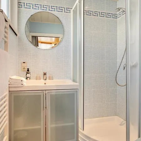 Georges Отель Вендуйне