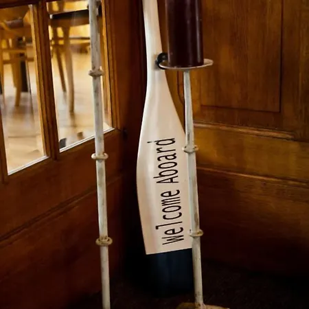 Отель Georges Вендуйне