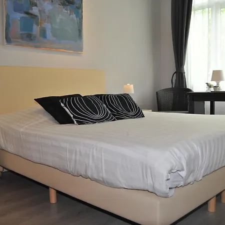 Georges Hotel 3*